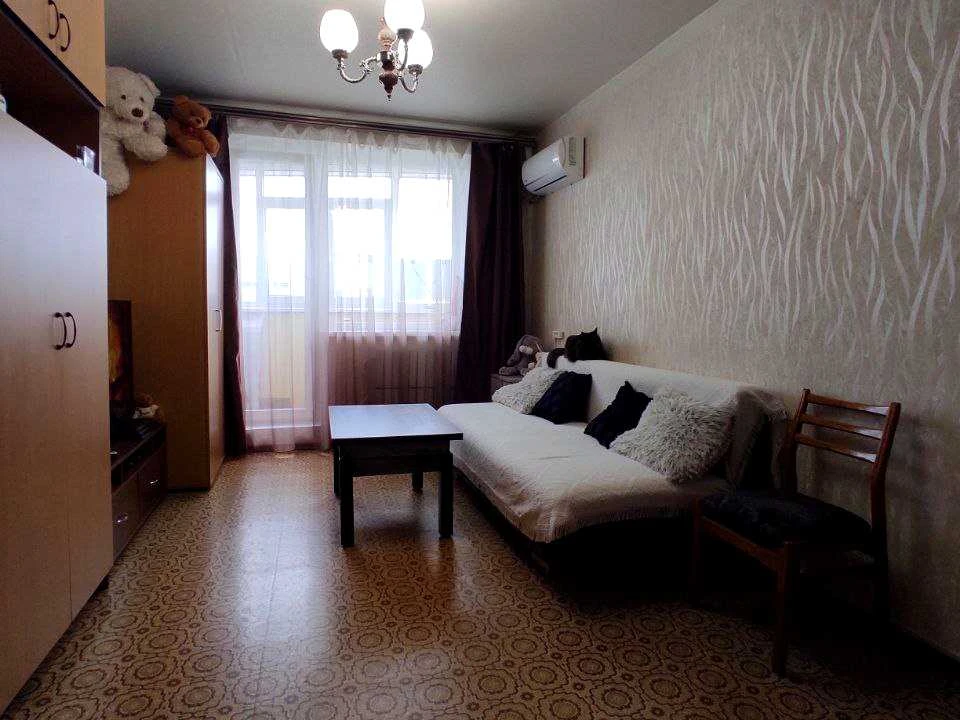 Apartment. Kharkiv, Zubareva St.