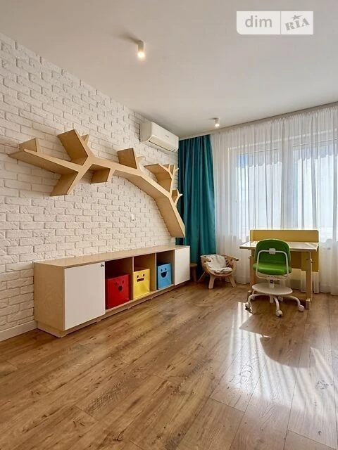 Sale of 2-room apartment 60.2 sq. m. on Yuliya Zdanovskaya St. 34A •