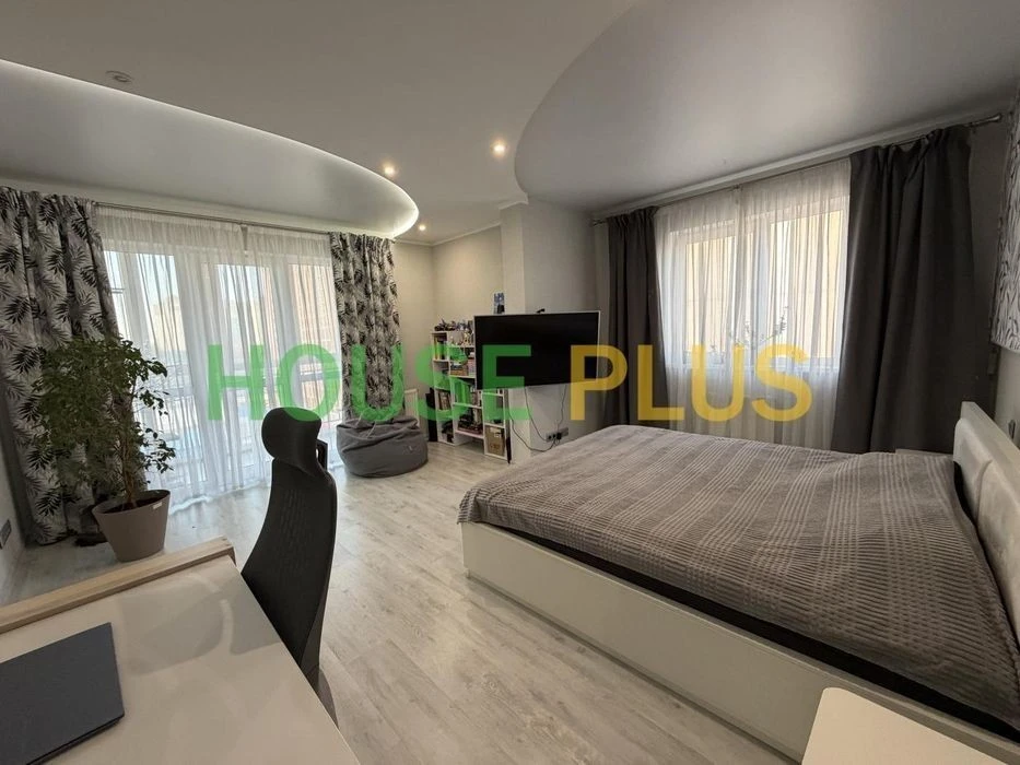 For sale 2-room apartment 90m2 residential complex Crystal Springs Feofaniya