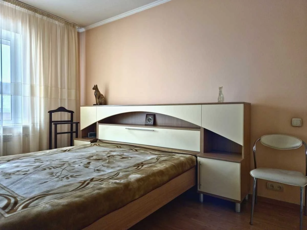 2-room apartment 52.4 m² for sale, Raduzhnaya St., 71