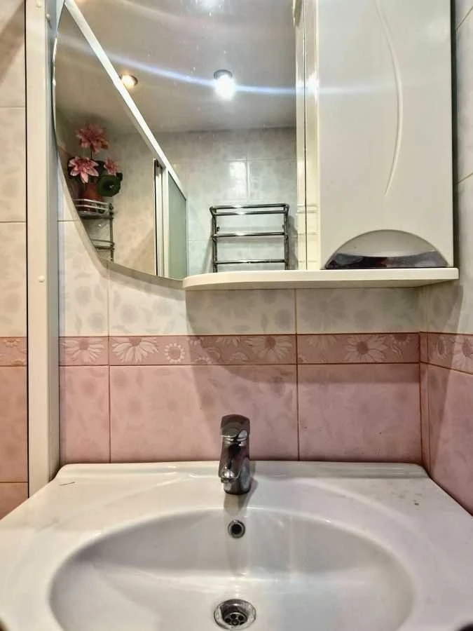 2-room apartment 52.4 m² for sale, Raduzhnaya St., 71