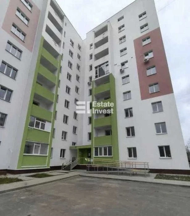 I will sell a 3-room apartment on Heroiv Kharkov Ave., 7, Mira-3 residential complex