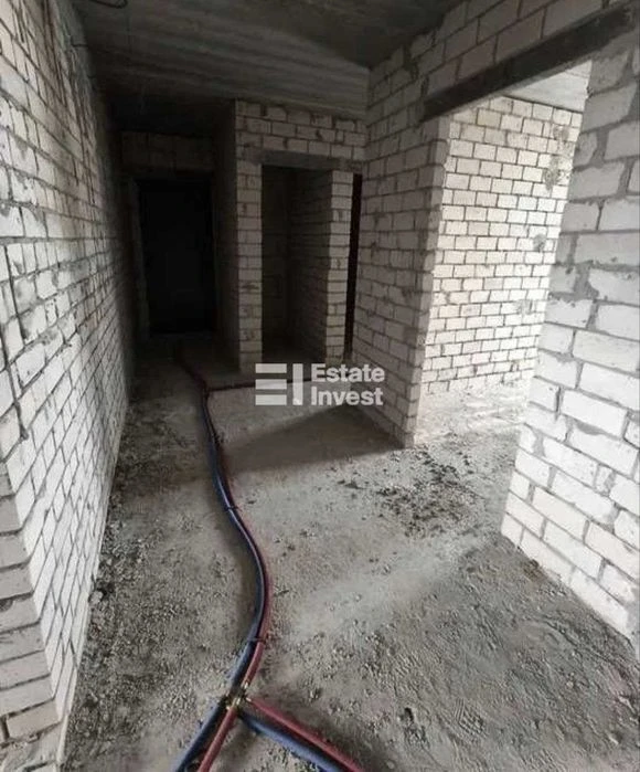 I will sell a 3-room apartment on Heroiv Kharkov Ave., 7, Mira-3 residential complex