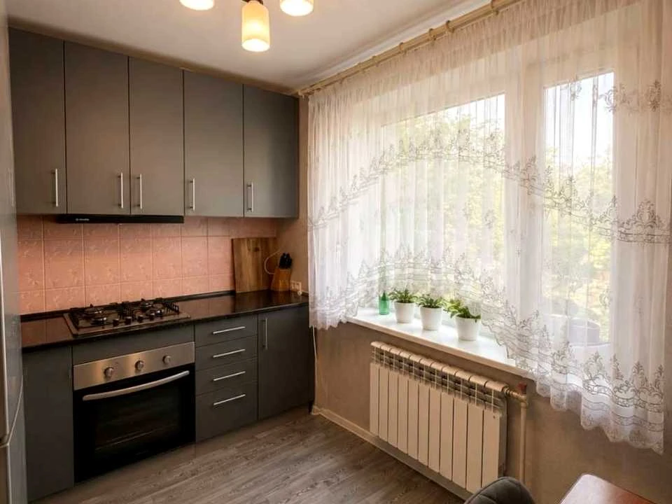 Apartment. Kyiv, Peremyshlska St. (Chervonopolska)