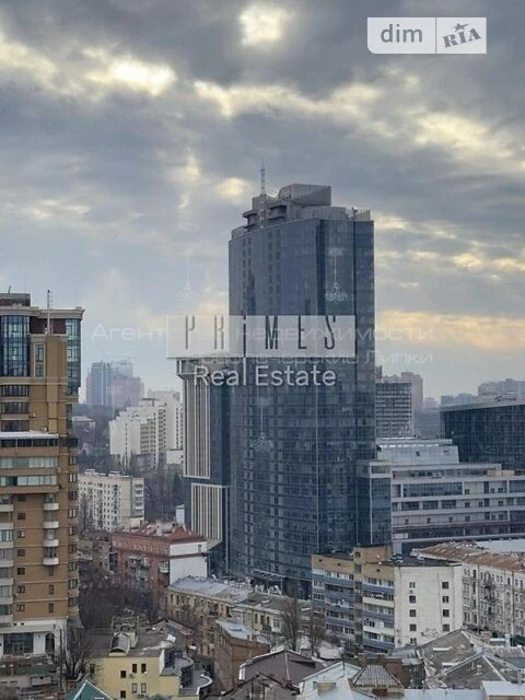 Продаж 6к квартири 357.9 кв. м на вул. Круглоуніверситетська