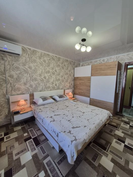 I will sell a 2-room apartment on the railway station Solnechnyy mebel i tekhnika