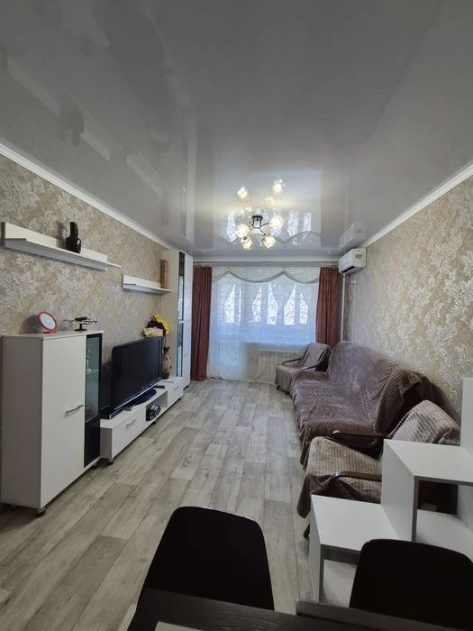 I will sell a 2-room apartment on the railway station Solnechnyy mebel i tekhnika