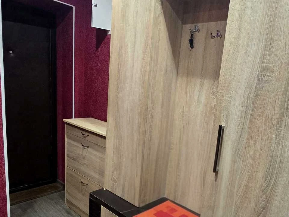 Apartment. Kharkiv, Profspilkovy Blvd.