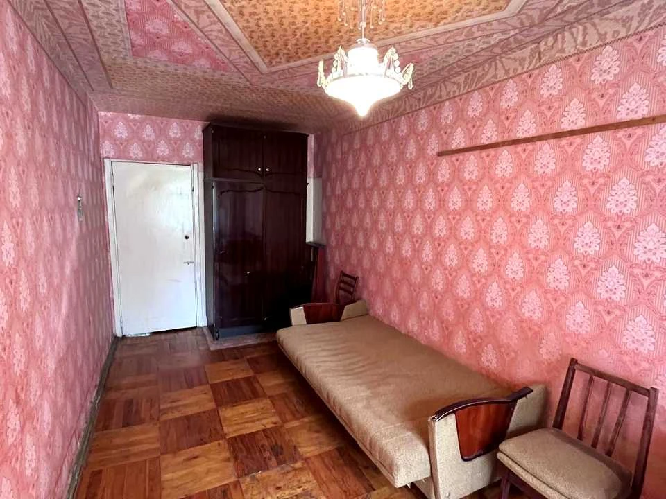 Apartment. Kharkiv, Valentynivska St. (Blyukhera)