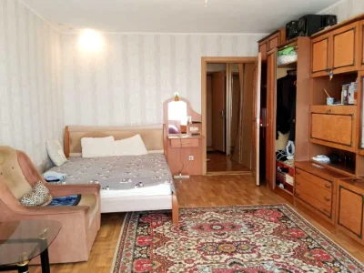 Apartment. Kharkiv, Peremohy Avenue.