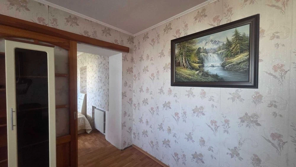 sale of 3-room apartment Parus, autonomous gas heating, certificates
