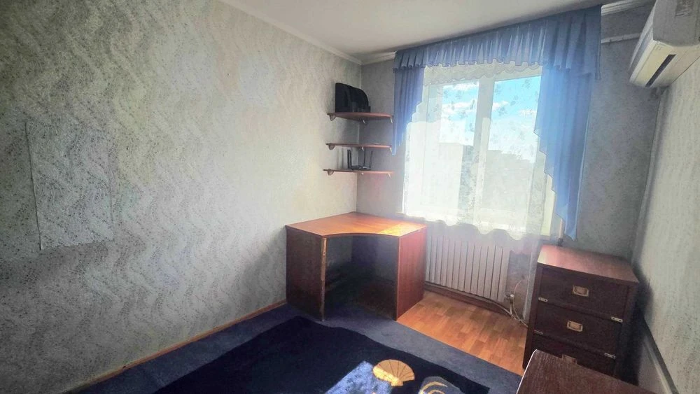 sale of 3-room apartment Parus, autonomous gas heating, certificates