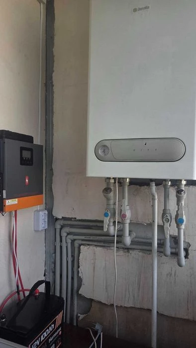 sale of 3-room apartment Parus, autonomous gas heating, certificates