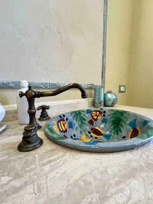 Renovated house, Fountain, sea