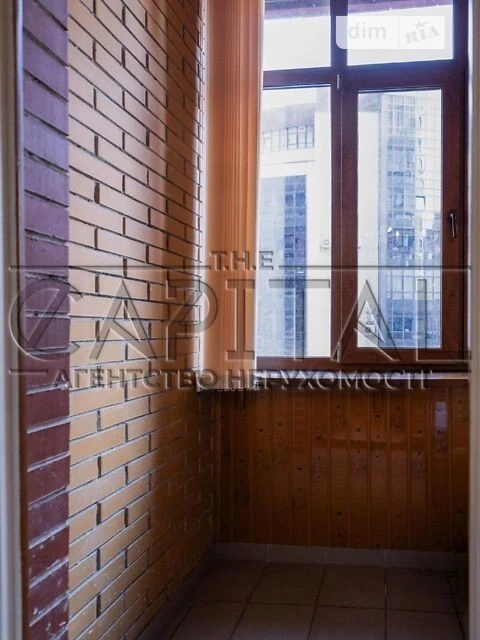 Продаж 2к квартири 85 кв. м на вул. Коновальця Євгена • ID 3