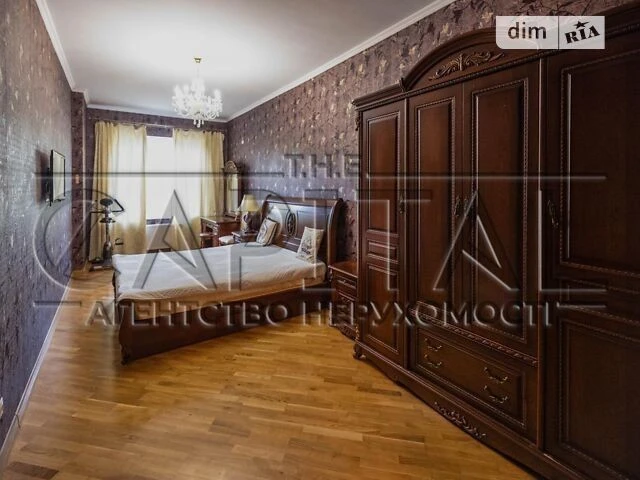 Продаж 2к квартири 85 кв. м на вул. Коновальця Євгена • ID 3