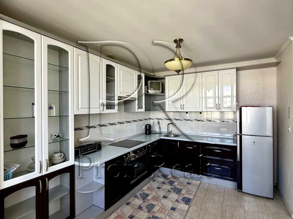 Apartment. Kyiv, Yuliya Zdanovskaya St. (Lomonosova)