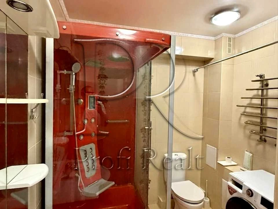 Apartment. Kyiv, Yuliya Zdanovskaya St. (Lomonosova)