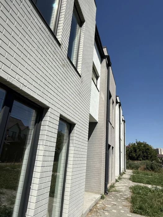 Townhouses | Tsarskoye Selo | near KADORR (Parnikova St.) B