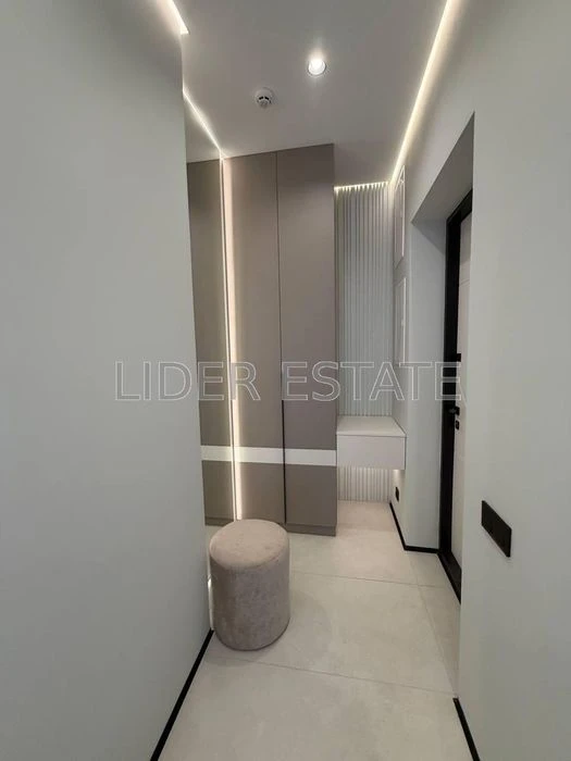 Продаж 2-кімнатної видової квартири в ЖК Uzh Towers| Уж Тауе