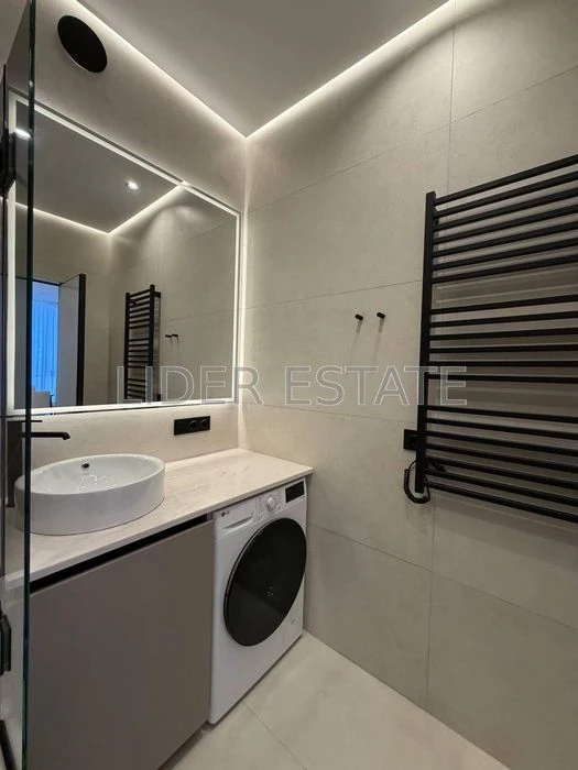 Продаж 2-кімнатної видової квартири в ЖК Uzh Towers| Уж Тауе