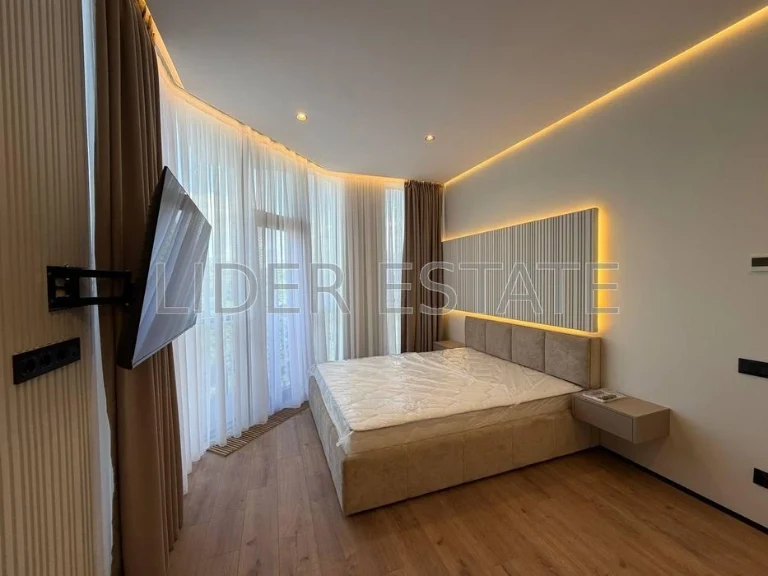 Продаж 2-кімнатної видової квартири в ЖК Uzh Towers| Уж Тауе