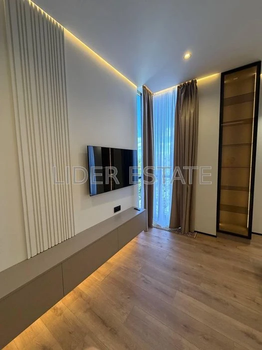 Продаж 2-кімнатної видової квартири в ЖК Uzh Towers| Уж Тауе