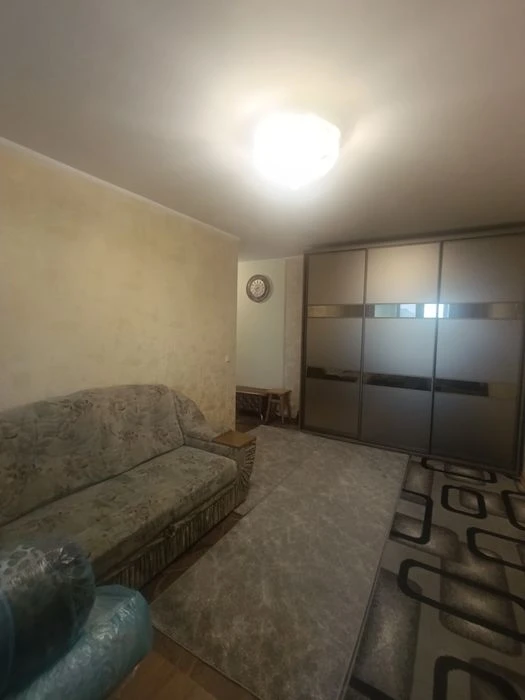 I will sell 1 apartment Saltovka metro Studencheskaya, 2 min walk