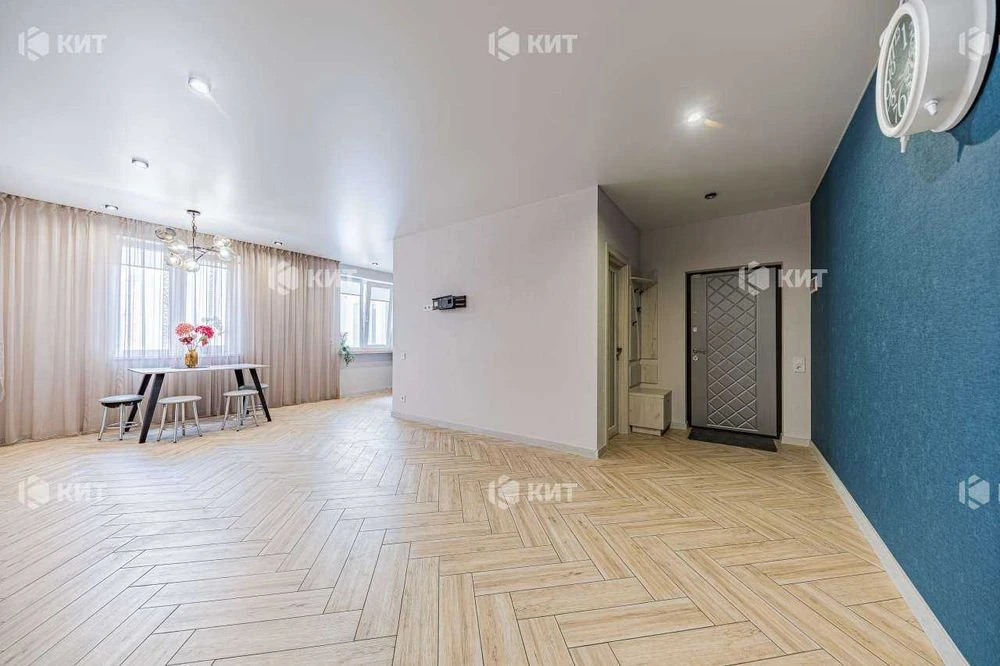 3 rooms. 79 sq. m., residential complex Miru 1 (Mira 1 residential complex), Maselskoho metro station (Maselskoho