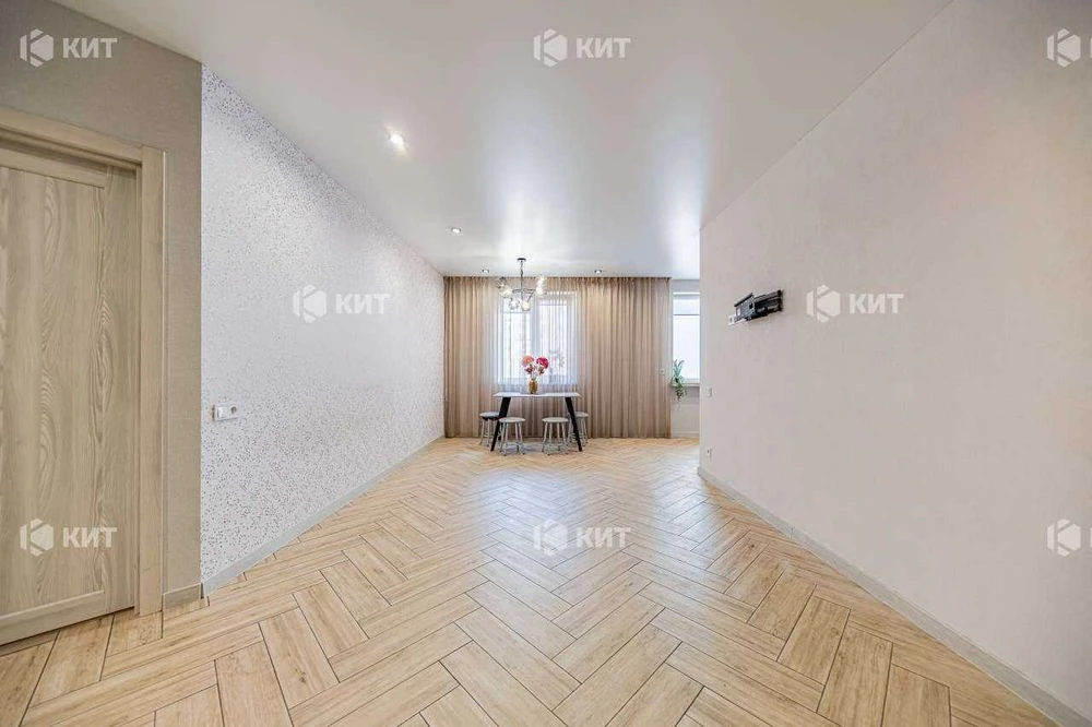 3 rooms. 79 sq. m., residential complex Miru 1 (Mira 1 residential complex), Maselskoho metro station (Maselskoho