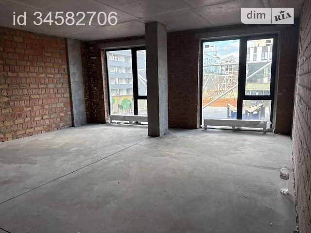 Sale of a 4-room apartment of 145 sq. m on Naberezhno-Rybalska Street to