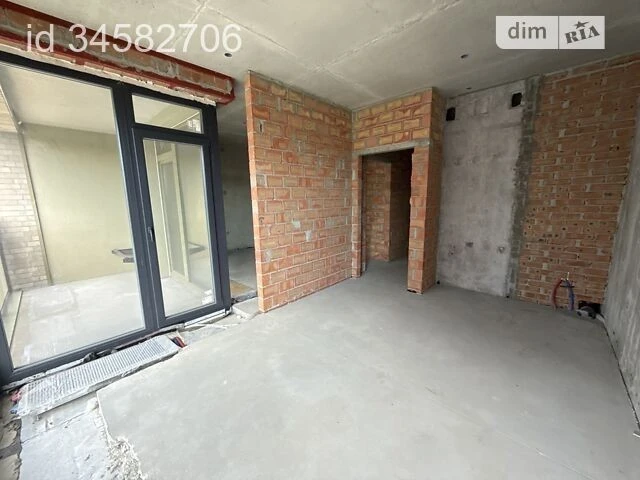 Sale of a 4-room apartment of 145 sq. m on Naberezhno-Rybalska Street to