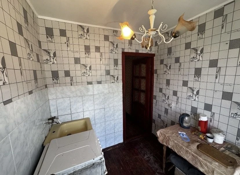 Продаж 1 к квартири
