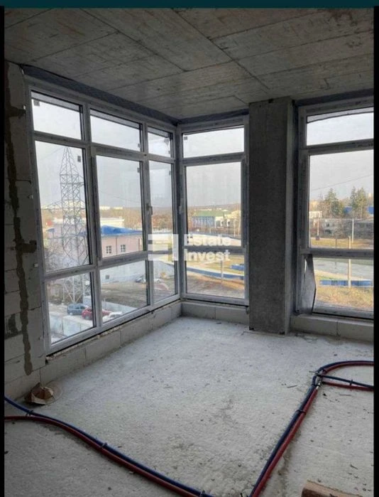 I will sell a 3-room apartment on Aviatsiyna St., 39, Aviatsiyny Residential Complex