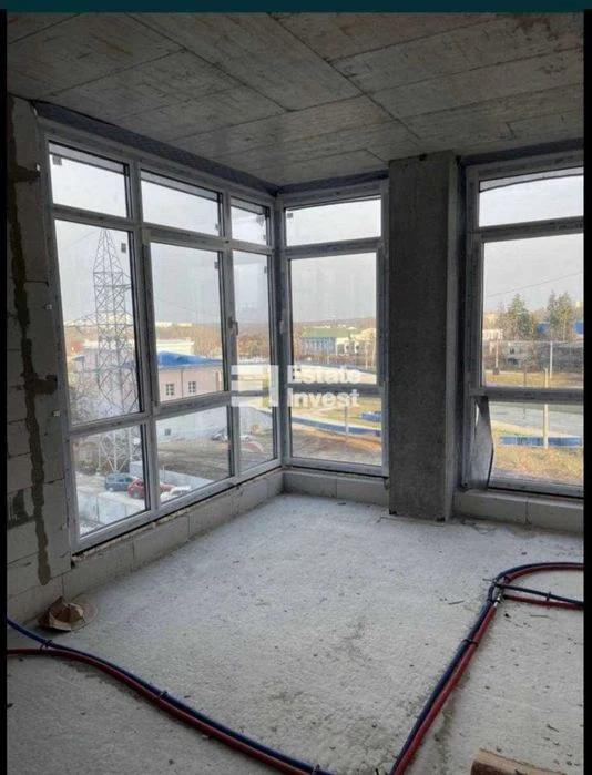 I will sell a 3-room apartment on Aviatsiyna St., 39, Aviatsiyny Residential Complex