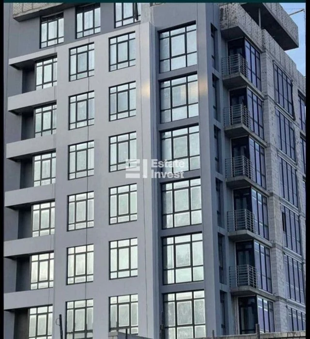 I will sell a 3-room apartment on Aviatsiyna St., 39, Aviatsiyny Residential Complex