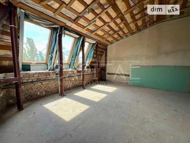 Sale of 3-room apartment 200 sq. m on Olesya Honchara St. 55 • ID 3