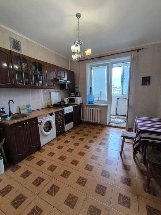 Продам 1-комнатную квартиру в новом кирпичном доме на пос. К