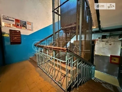 Sale of 3-room apartment 200 sq. m on Olesya Honchara St. 55 • ID 3