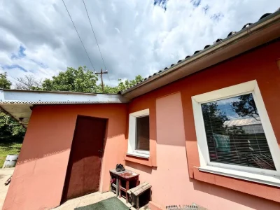 Подаж 3 к будинок в передмісті Хмельницького