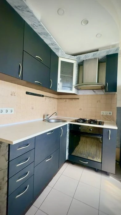 For sale one-room Vinogradar Owner