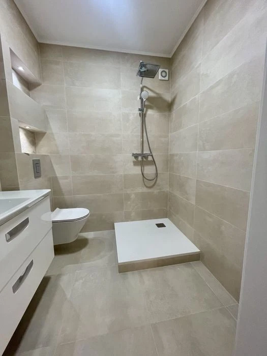 2-room apartment for sale + large storage room on the ground floor
