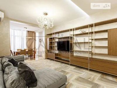 Sale of 4-room apartment 160 sq. m. on Andriy Verkhoglyada St. 18A •