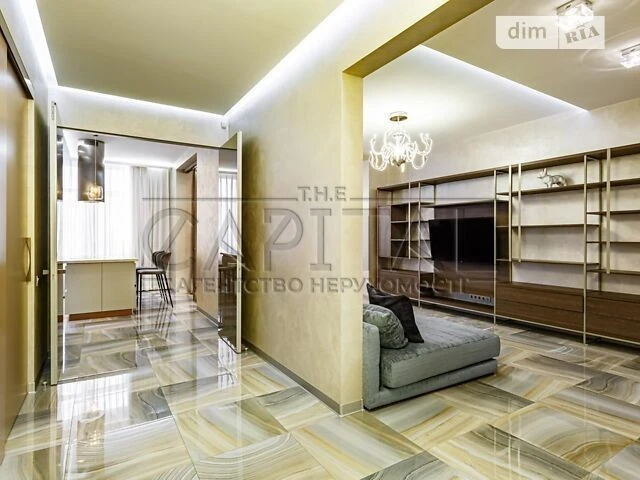 Sale of 4-room apartment 160 sq. m. on Andriy Verkhoglyada St. 18A •