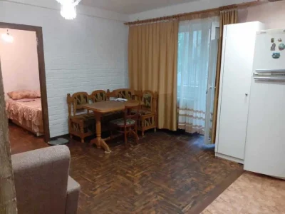 Продаж 2-х кімнатної квартири в центрі міста