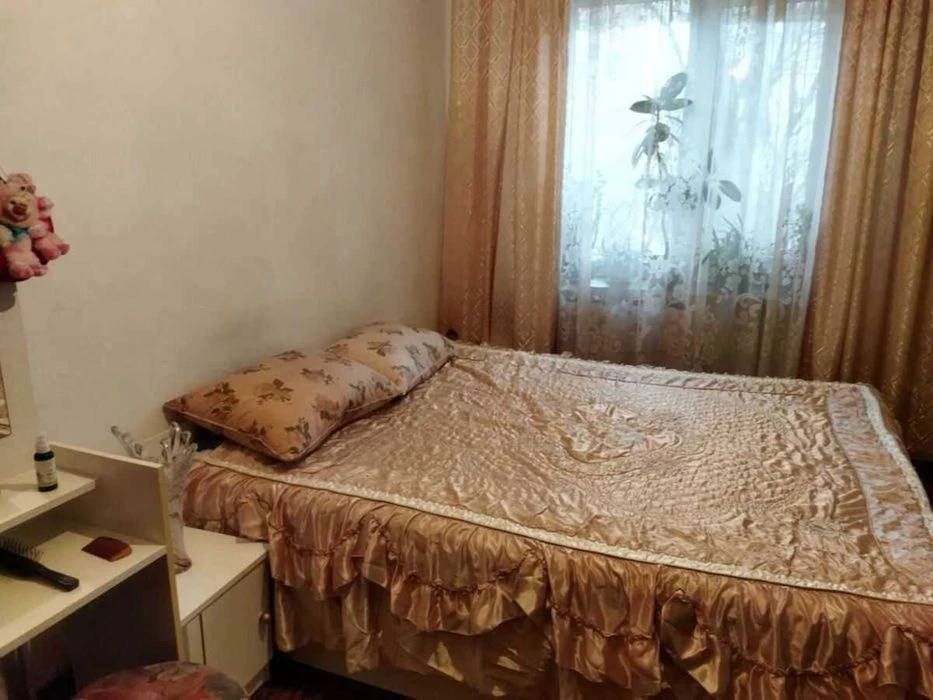 Продаж 2-х кімнатної квартири в центрі міста