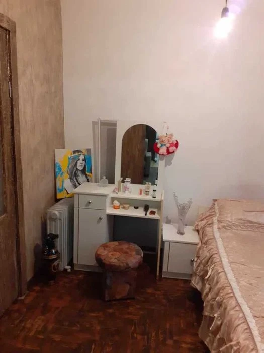 Продаж 2-х кімнатної квартири в центрі міста