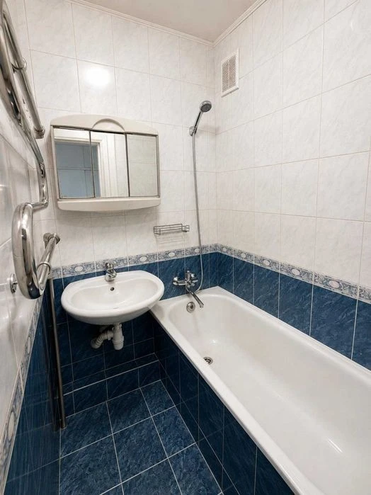 3-room apartment for sale, 31A Oleg Mudrak St.