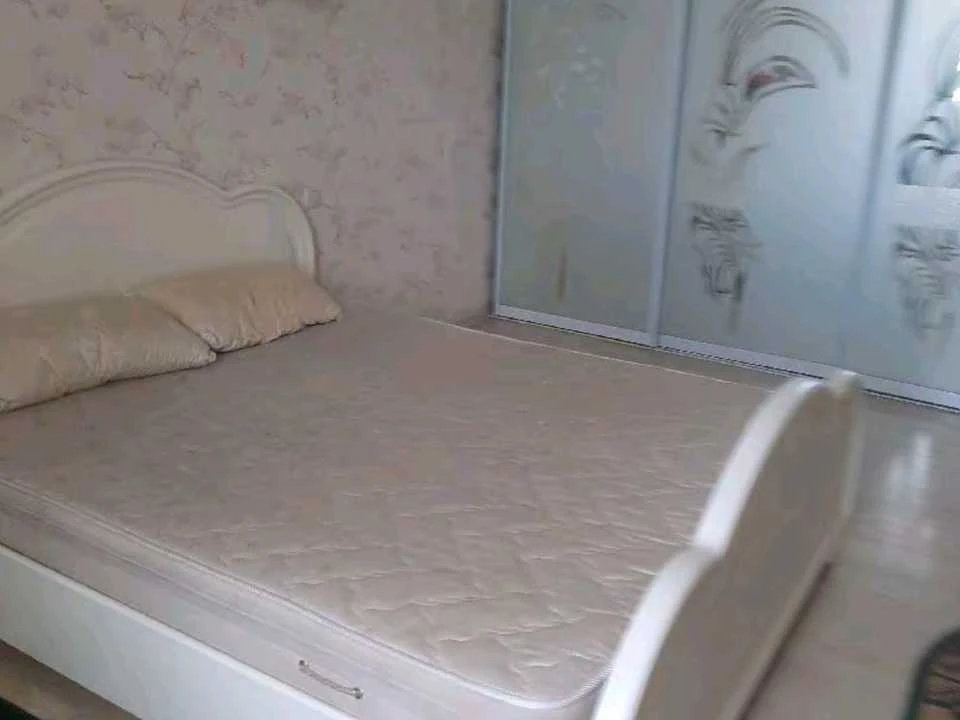Apartment. Kharkiv, Heroiv Kharkova Ave. (Moskovskiy)
