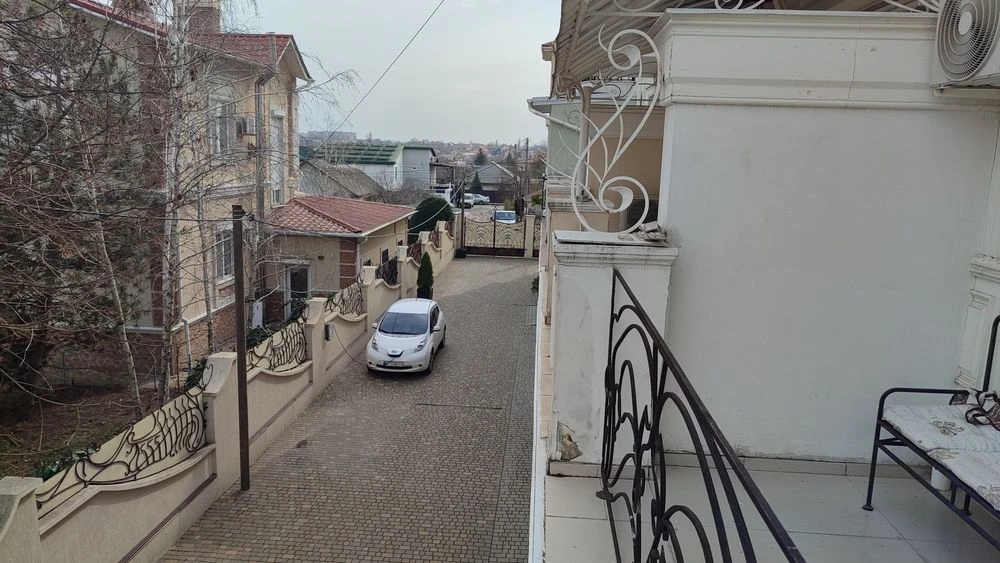 Продам элитную квартиру район 16-й Фонтана.